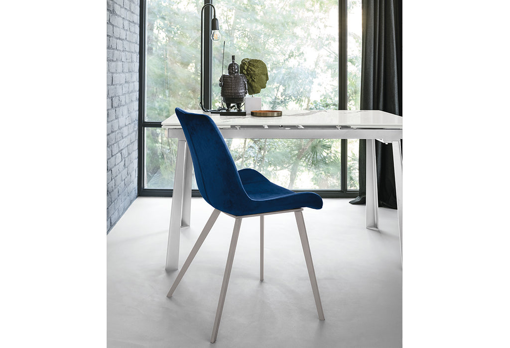Sedia Malaga di Target Point eenterior