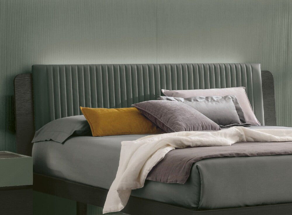 Letto Roxy imbottito di Tomasella eenterior