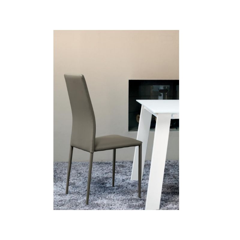 Sedia Renee di Ingenia – Eenterior - Main Image